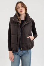Load image into Gallery viewer, Go Get 'Em Puffer Vest-2 Colors Available