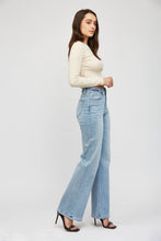 Load image into Gallery viewer, Sweet Escape Wide Leg Jeans