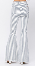 Load image into Gallery viewer, Walk The Line White Pin Stripe Super Flare Judy Blue Jeans