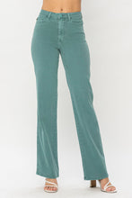Load image into Gallery viewer, Turnin' Heads 90's Straight Leg Jeans