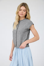 Load image into Gallery viewer, Willow Raw Edge Button Up Top
