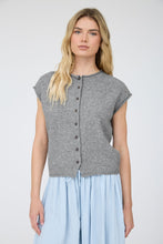 Load image into Gallery viewer, Willow Raw Edge Button Up Top