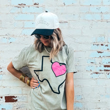 Load image into Gallery viewer, Texas Heart Graphic Tee