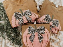 Load image into Gallery viewer, Striped and Leopard Pumpkin Graphic Tee