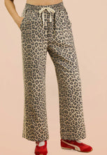 Load image into Gallery viewer, Signature Spot Leopard Pants