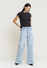 Load image into Gallery viewer, Signature Look Wide Leg Jeans
