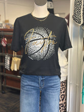 Load image into Gallery viewer, Jayton Spotted Basketball Graphic Tee
