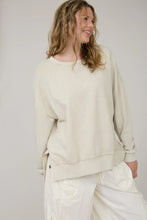 Load image into Gallery viewer, Simple Living Long Sleeve Top