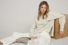 Load image into Gallery viewer, Simple Living Long Sleeve Top