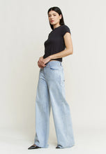 Load image into Gallery viewer, Signature Look Wide Leg Jeans