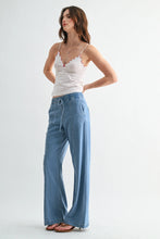 Load image into Gallery viewer, Feeling Fresh Wide Leg Jeans
