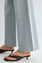 Load image into Gallery viewer, Studded Sweatheart Wide Leg Jeans
