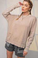 Load image into Gallery viewer, Living A Daydream Long Sleeve Top