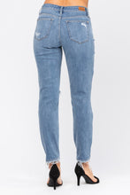 Load image into Gallery viewer, Good To Go Judy Blue Boyfriend Fit Jeans