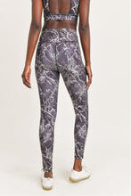 Load image into Gallery viewer, Metallic Marble Highwaist Leggings