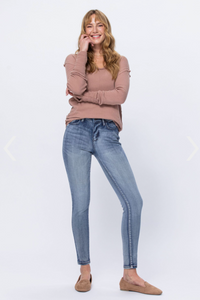 Judy Blue High Rise Non Distressed Skinny Jeans