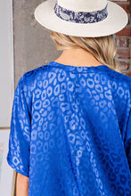 Load image into Gallery viewer, Can&#39;t Get Enough Leopard Top-2 Colors Available