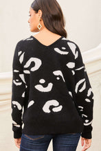 Load image into Gallery viewer, Black &amp; White Leopard Twist Back Sweater