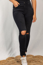 Load image into Gallery viewer, *Deals &amp; Steals* High Rise Black Skinny Jeans