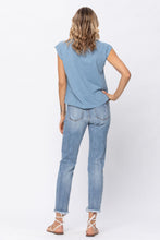 Load image into Gallery viewer, Judy Blue Touch Of Magic Boyfriend Fit Bleach Splatter Distressed Jeans