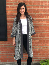 Load image into Gallery viewer, Tribal Kimono-Black and White