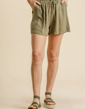 Load image into Gallery viewer, Oh So Cozy Linen Shorts